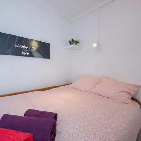 Portugal Here I - Alfama リスボン