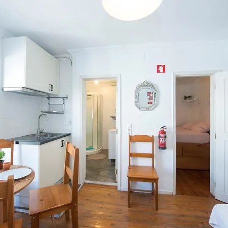 Portugal Here I - Alfama